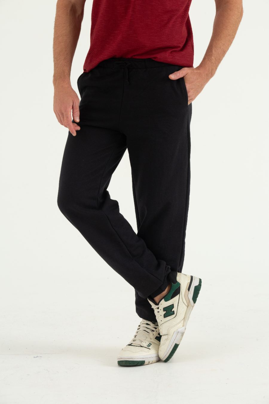 Calça Moletom com Punho Preto